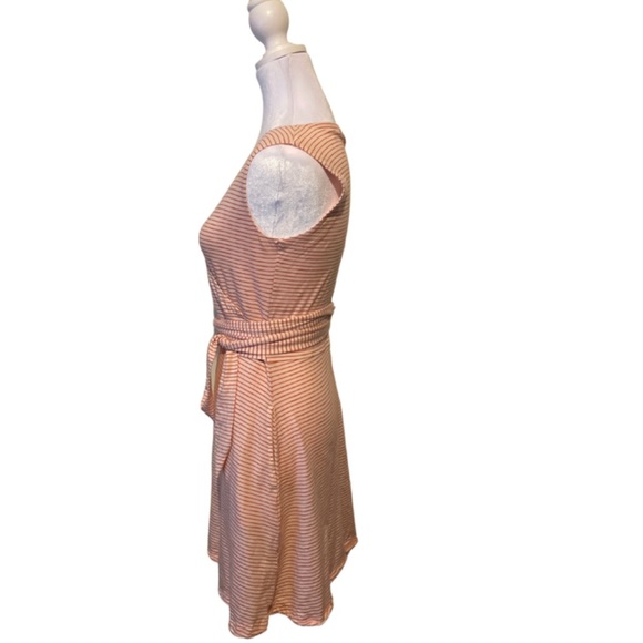 Toad&Co Cue Wrap SL Dress with Pockets, Pink Sand Mini Stripe Size Small - Picture 6 of 10